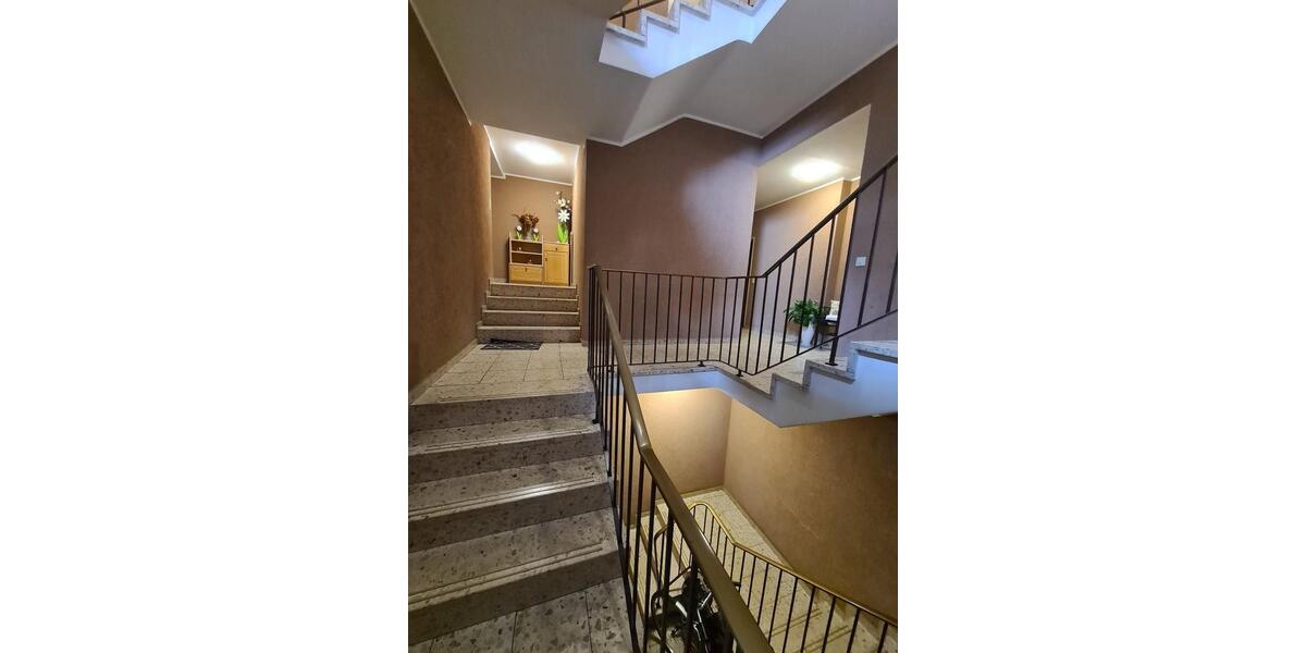 Etagenwohnung Beckum - 3 Zimmer, 81 m&sup2;, 486&euro; | Angebot:27602045