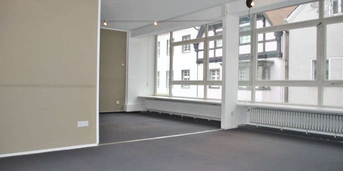 Etagenwohnung Soest - 4 Zimmer, 291 m&sup2;, 1.650&euro; | Angebot:25247186