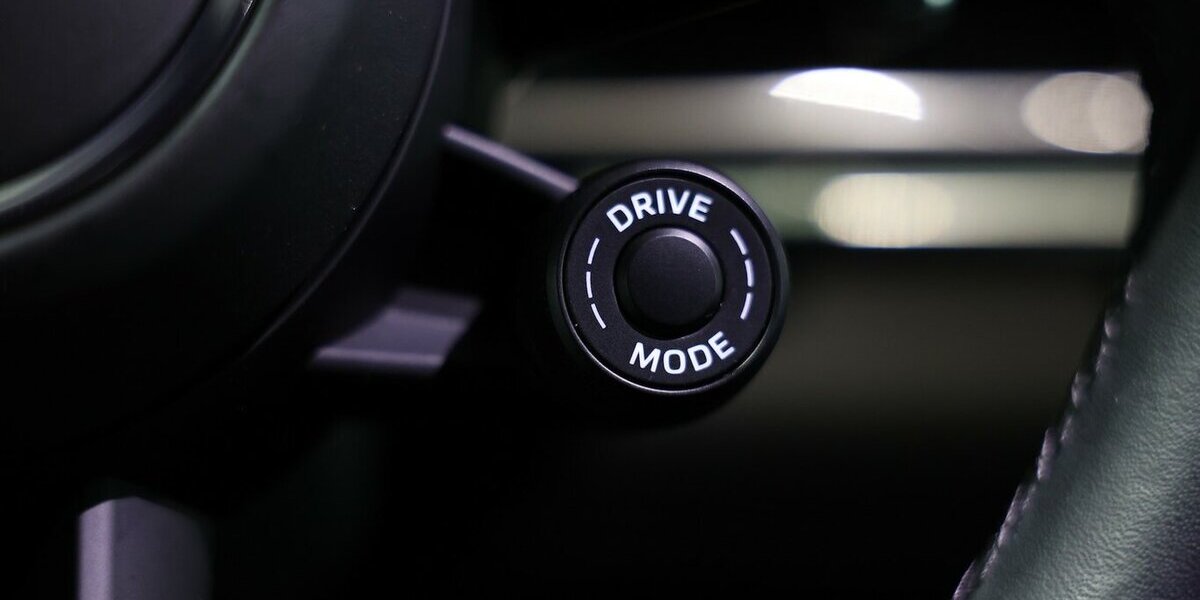 Porsche Panamera 4S E-Hybrid / PANORAMA / NEU 163000EURO 117.000 km 74.777 &euro; Hamm 59077