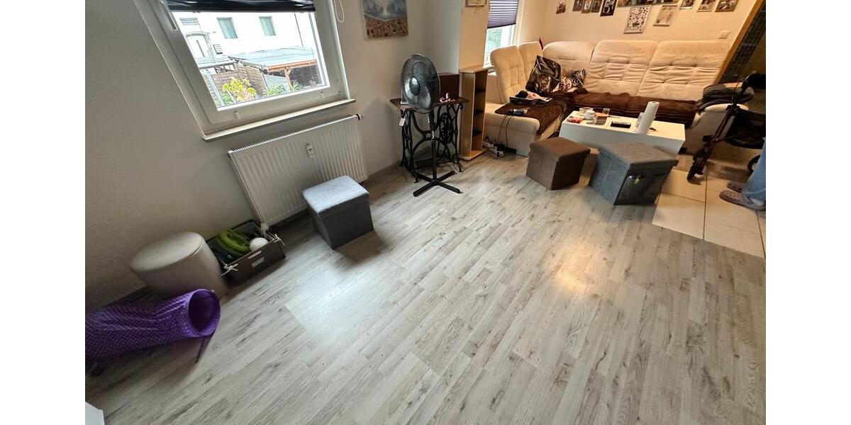 Etagenwohnung Bergkamen - 4 Zimmer, 100 m&sup2;, 700&euro; | Angebot:27601017