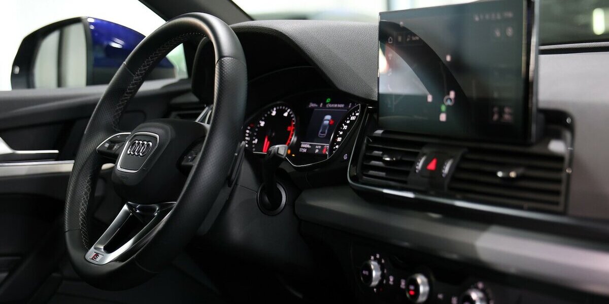 Audi Q5 35 TDI S-LINE SPORT BLACK / MATRIX / HEAD-UP 64.000 km 32.995 &euro; Hamm 59077
