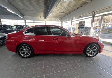 BMW 330 61.365 km 26.999 &euro; Werl 59457