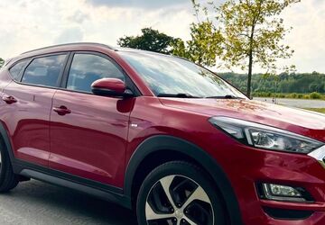 Hyundai TUCSON 92.000 km 17.800 &euro; Ahlen 59227