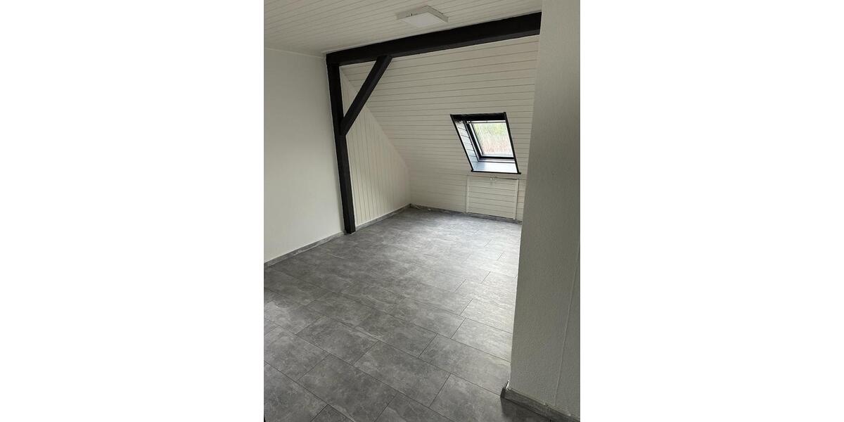 Dachgeschoßwohnung Hamm Heessen - 2 Zimmer, 60 m&sup2;, 600&euro; | Angebot:27592155