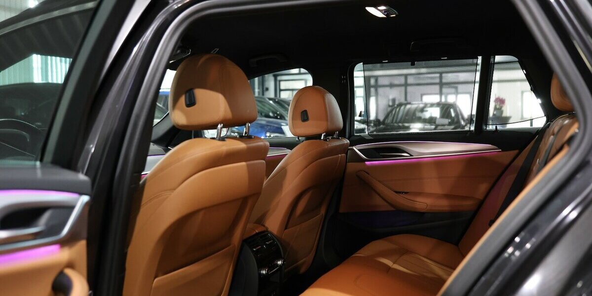 BMW 530e Touring INNOVATION / GREY & BROWN / LASER 80.000 km 29.995 &euro; Hamm 59077