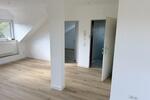Dachgeschoßwohnung Ense - 3 Zimmer, 90 m&sup2;, 990&euro; | Angebot:27618400