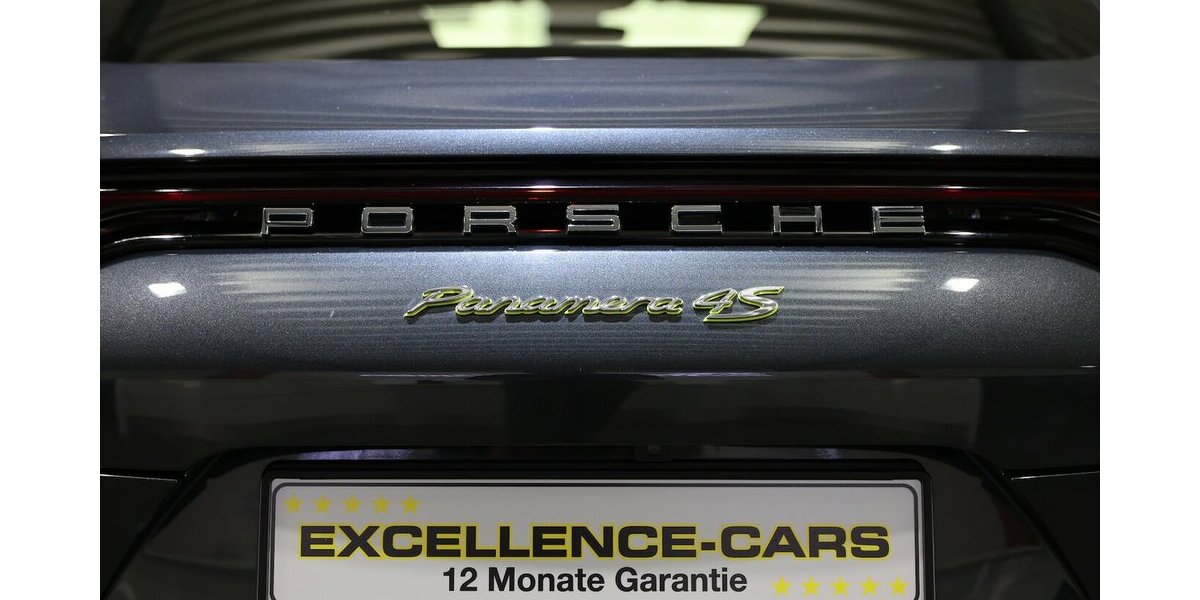 Porsche Panamera 4S E-Hybrid / PANORAMA / NEU 163000EURO 117.000 km 74.777 &euro; Hamm 59077